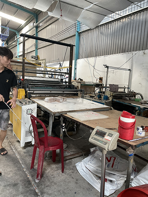CÔNG TY TNHH THƯƠNG MẠI DỊCH VỤ SẢN XUẤT VẠN PHƯỚC LONG